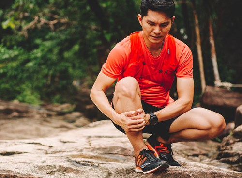 You might not think twice about that lingering pain following a long hike, but if it's shin splints, that soreness can develop into a bigger issue if left untreated.